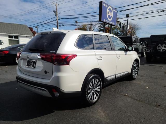 2020 mitsubishi outlander se