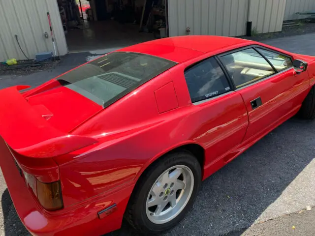 lotus esprit se turbo 24k mi red tan leather garge queen intercooled rear wing