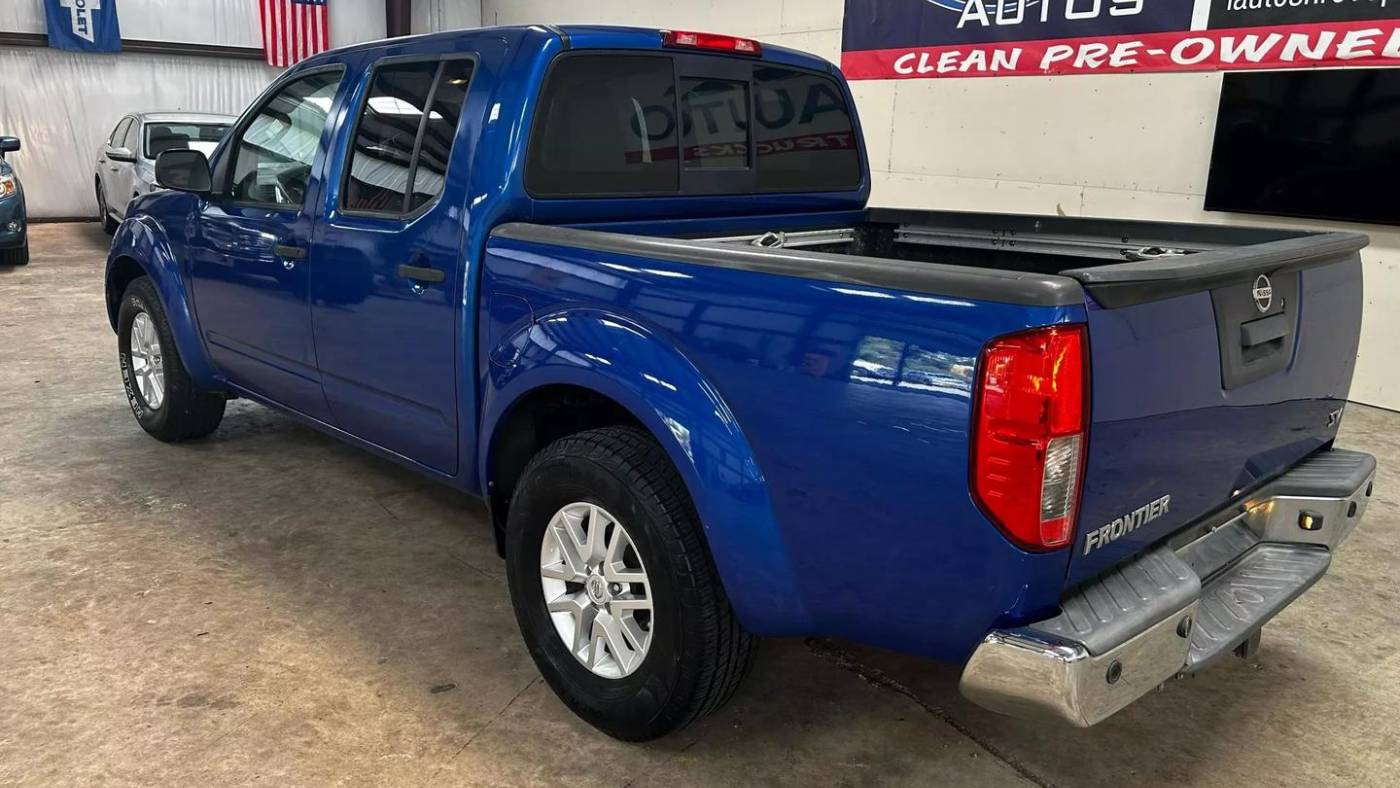 2014 nissan frontier sv