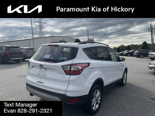 2018 ford escape se