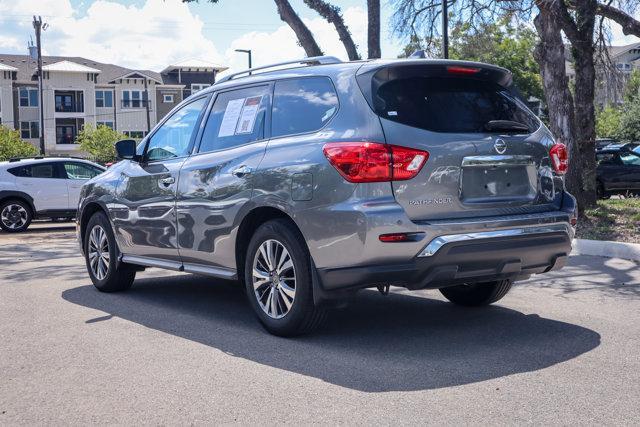 2020 nissan pathfinder sv