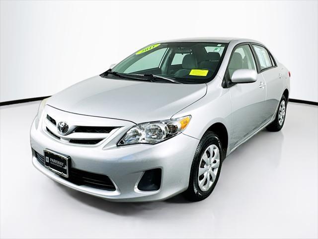2011 toyota corolla le