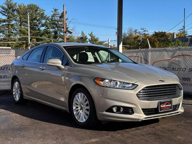2015 ford fusion hybrid se