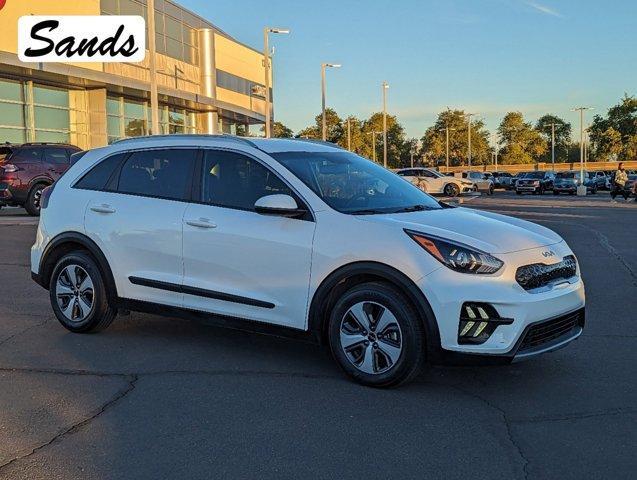2022 kia niro lx