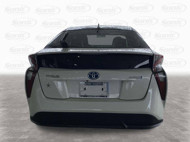 2017 toyota prius three touring