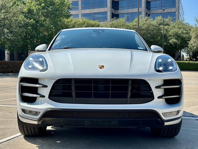 2017 porsche macan turbo