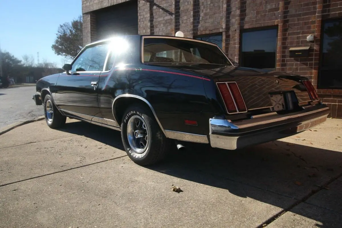 1979 oldsmobile cutlass calais v8 automatic bucket seats & console 1977 1978