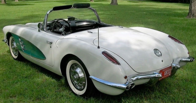 1959 2 top roadster convertible. 283 v8, automatic transmission