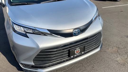 2023 Toyota Sienna