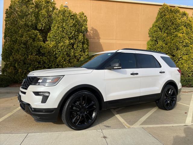 2018 ford explorer sport
