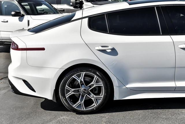 2020 kia stinger gt-line