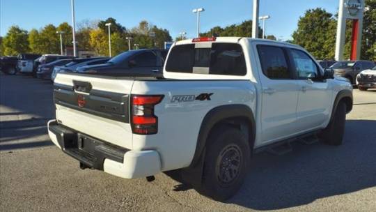 2025 Nissan Navara (Frontier) pro-4x