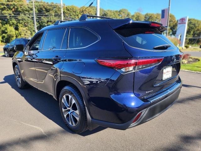 2021 toyota highlander hybrid xle