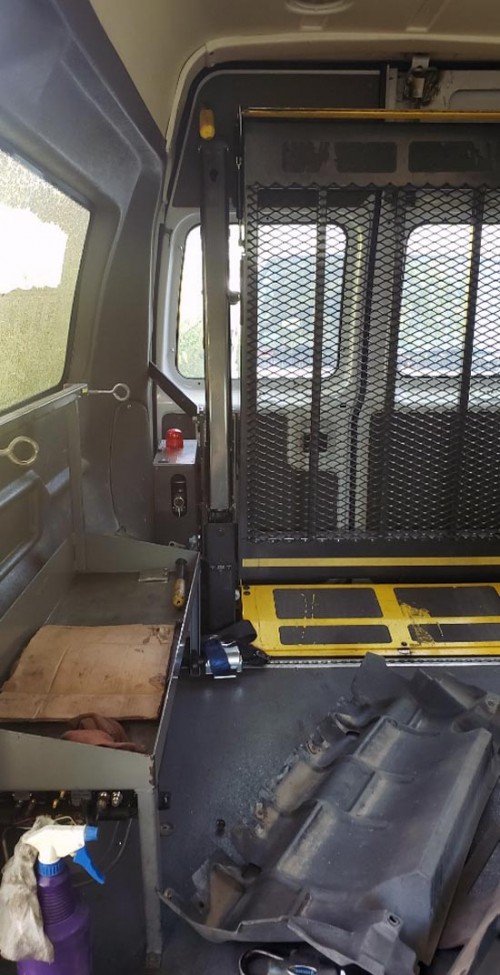 2012 ford e-350 ambulance for sale in texas by owner