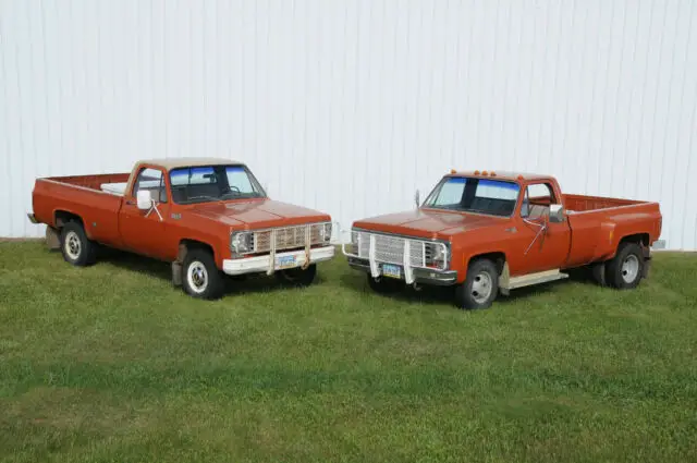 c30 dually 454 4-speed; 1 of a matching pair of one family owned '76 chevy pkups
