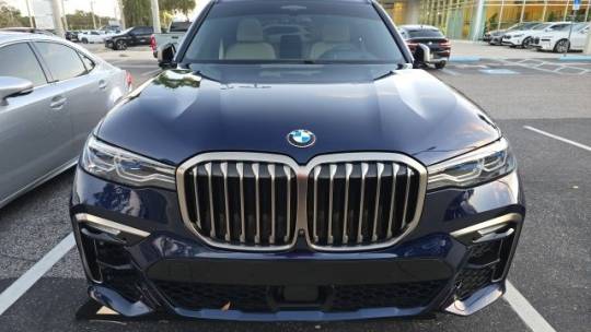 2022 BMW X7