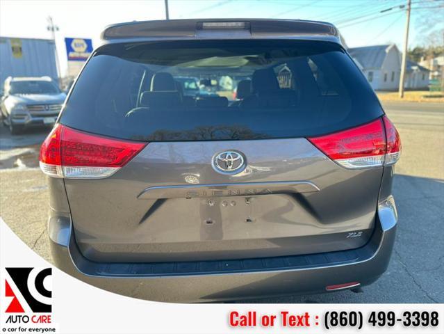 2014 toyota sienna xle