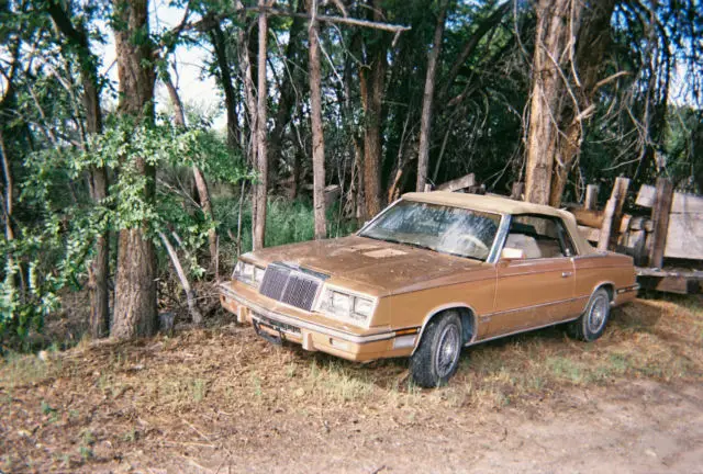 1985 chrysler lebaron 2 door convertible