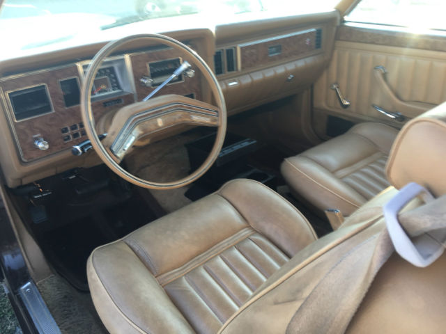 1976 mercury monarch ghia sedan 2-door 5.0l