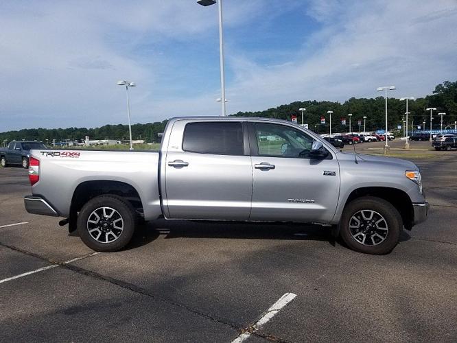 used 2017 toyota tundra 4x4 crewmax sr5 columbus, ms 39701 for sale in columbus, mississippi