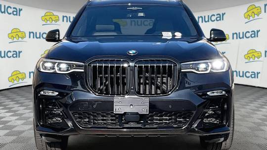 2022 BMW X7