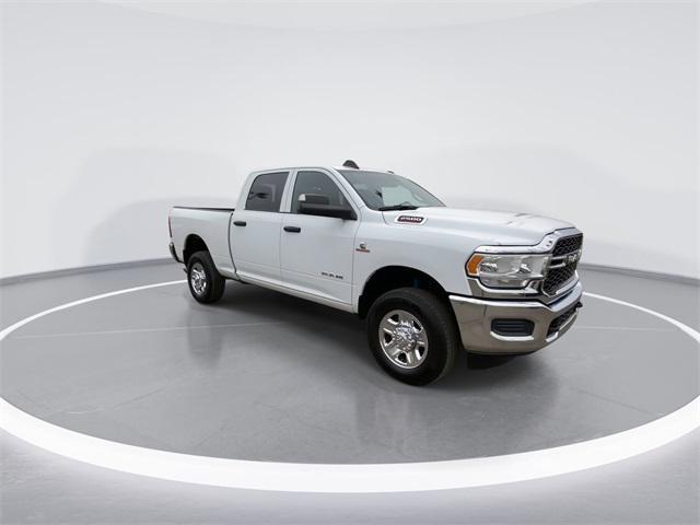 2022 ram 2500 tradesman crew cab 4x4 6'4' box