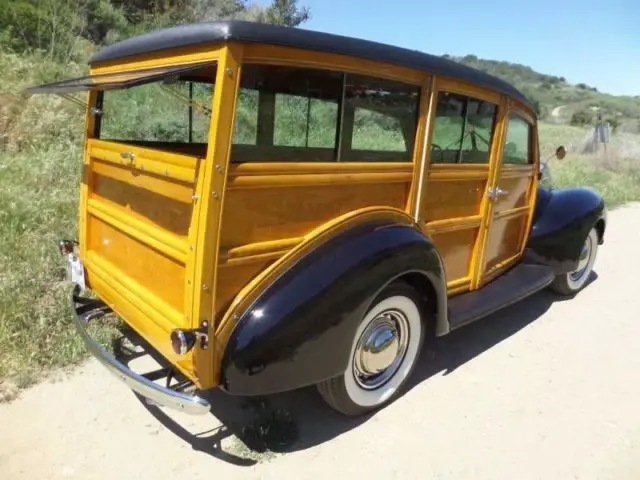 1939 ford woody deluxe
