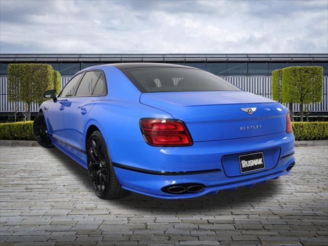 2023 bentley flying spur v8