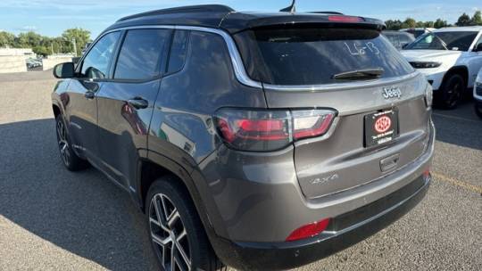 2024 Jeep Compass
