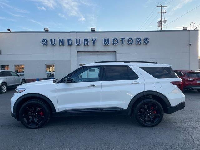 2022 ford explorer st