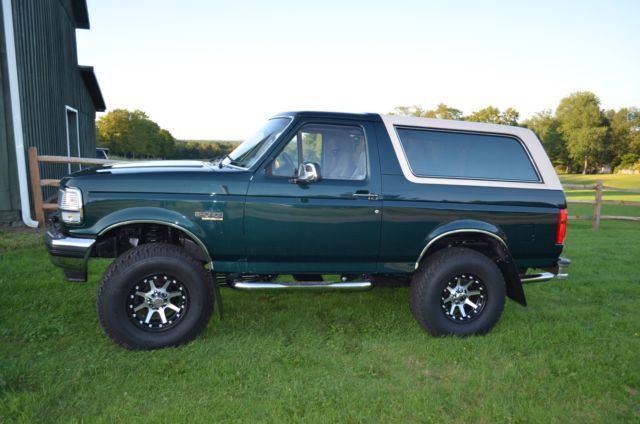 1993 ford bronco eddie bauer...look...look...look!