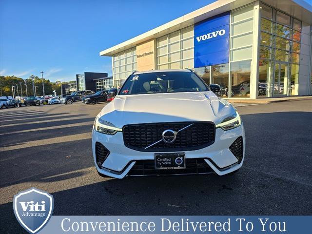 2022 volvo xc60 b6 r-design
