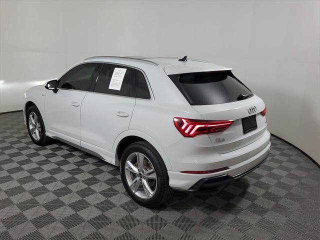 2022 audi q3 45 s line premium