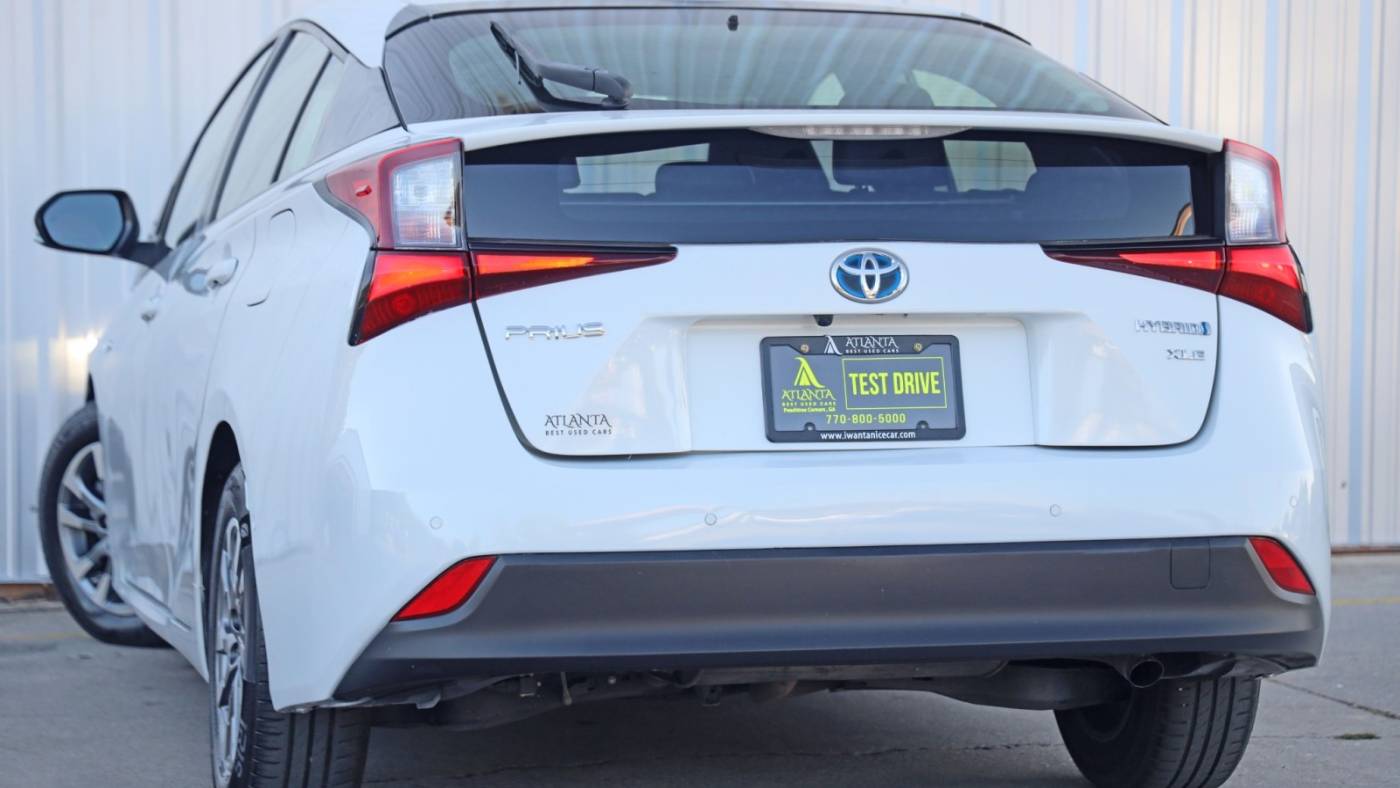 2021 toyota prius xle