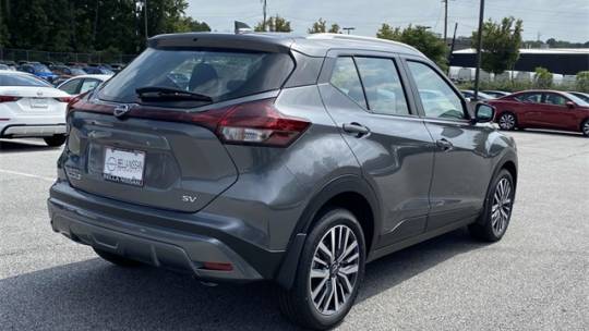new 2024 nissan kicks sv