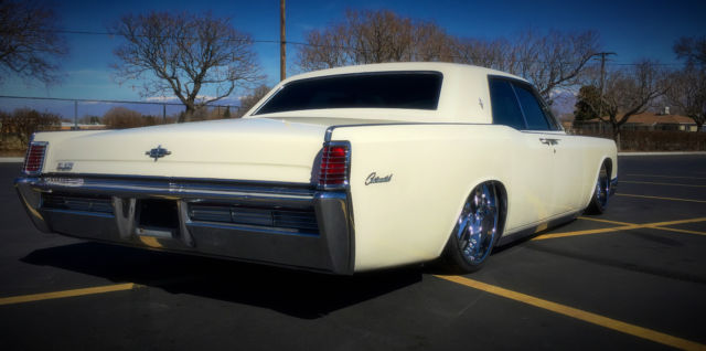 68 lincoln continental 22"s air ride suicide rear doors clean