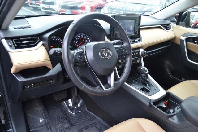 2021 toyota rav4 xle premium
