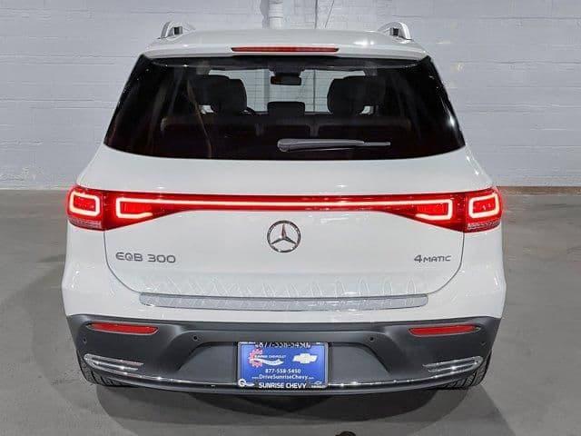 2022 mercedes-benz eqb eqb 300 in flushing, new york