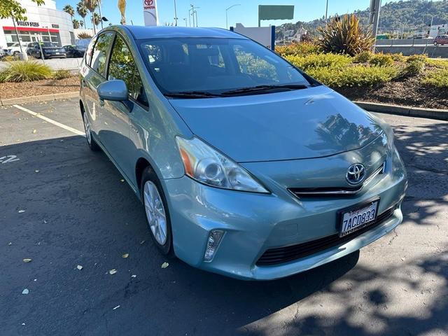 2014 toyota prius v three