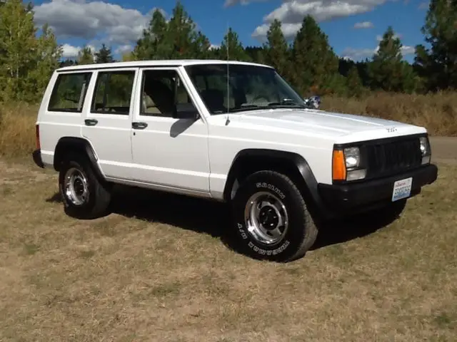 1994 jeep cherokee police package, no reserve!