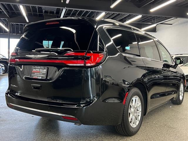 2022 chrysler pacifica touring l