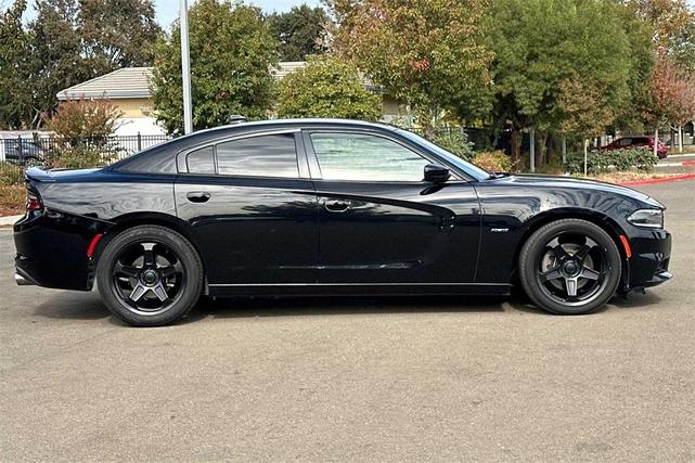 2017 dodge charger r/t