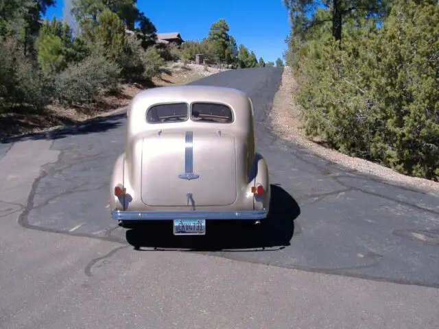 1937 pontiac deluxe az car since new.chev z-28 350 ci running gear a/c p-b