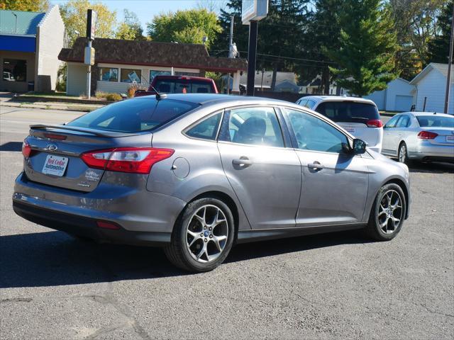 2014 ford focus se