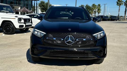 2025 Mercedes-Benz GLC
