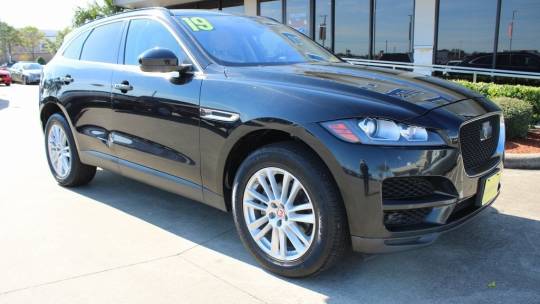 2019 Jaguar F-Pace