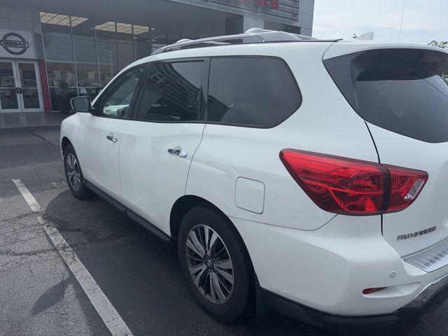 2020 nissan pathfinder s