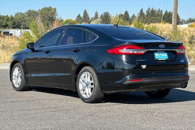 2018 ford fusion se