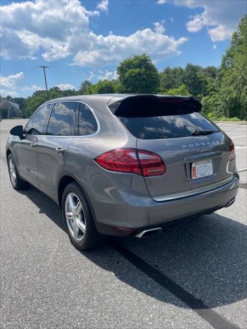 2012 porsche cayenne s