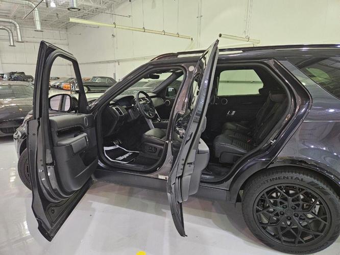 2023 land rover discovery in charlotte, north carolina